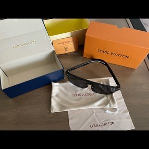 Louis Vuitton black sunglasses new